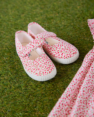 Hampton Canvas Canvas Shoes Hampton Canvas Martha Shoes in Red Cherry