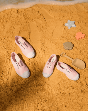 Hampton Canvas Canvas Shoes Hampton Canvas Plum Plimsolls in Pale Pink