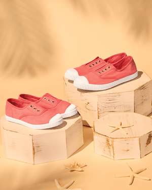 Hampton Canvas Canvas Shoes Hampton Canvas Plum Plimsolls in Coral