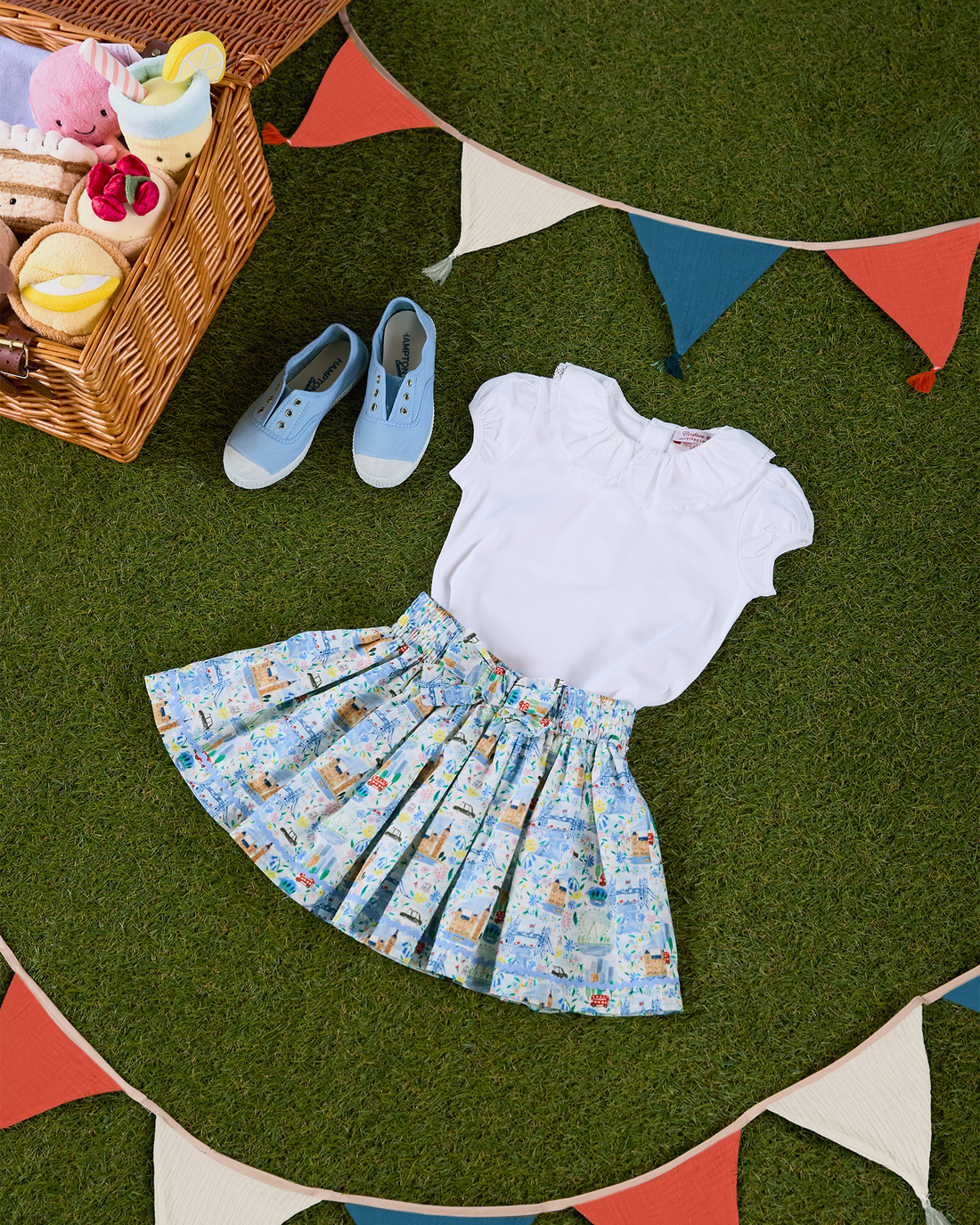 Lily Rose Skirt Bow Skirt in London Scenes