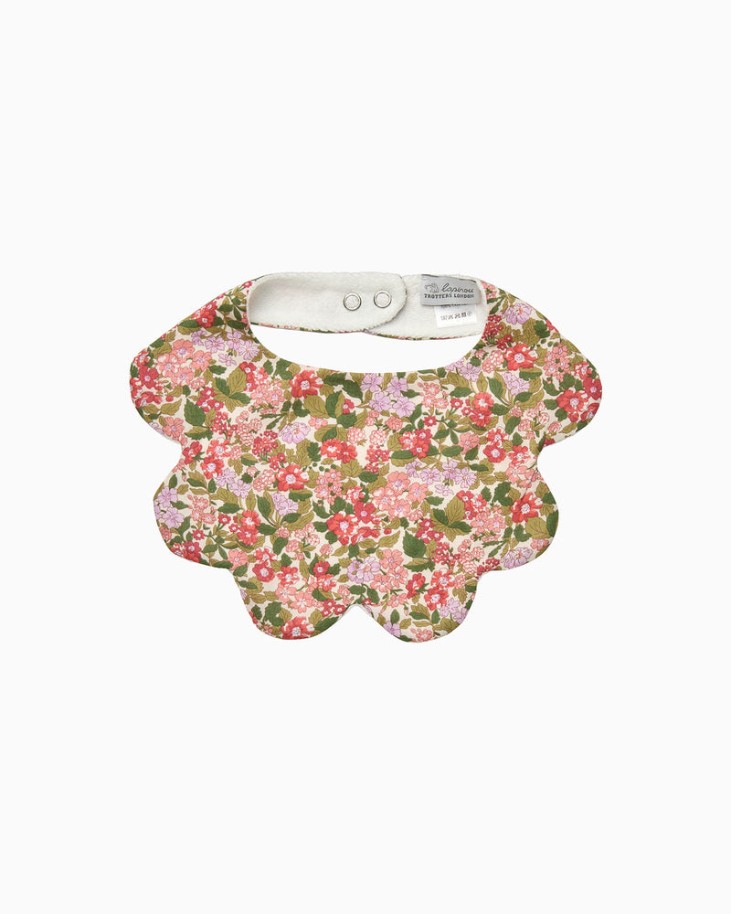 Lapinou Bib Scalloped Bib in Red Hedgerow
