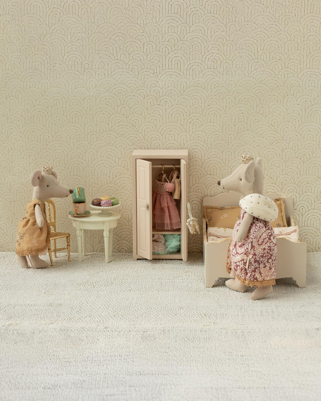 Maileg Toy Maileg Queen Mouse Mum