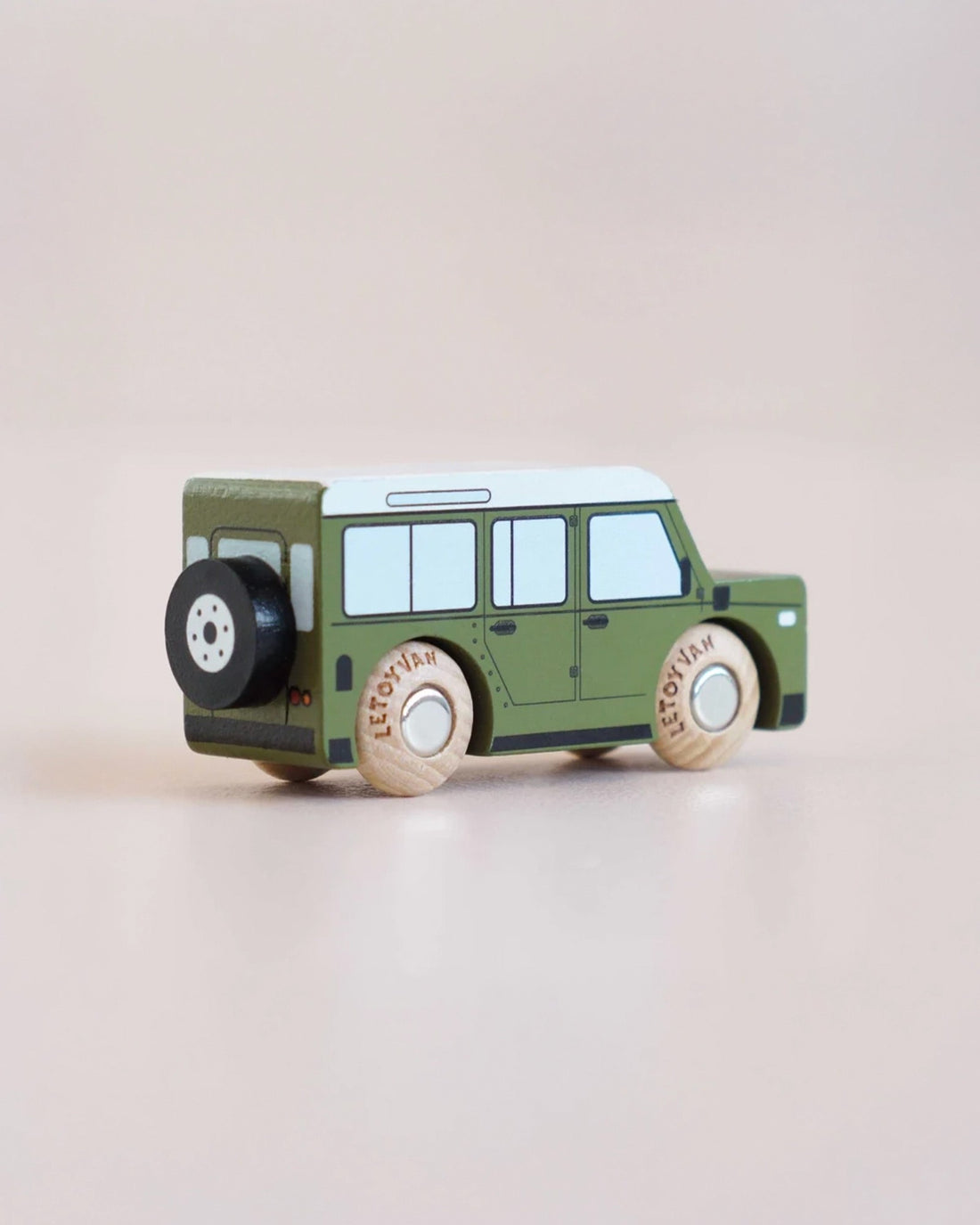 Le Toy Van Toy Vehicles Le Toy Van Little London Landy (Archie)
