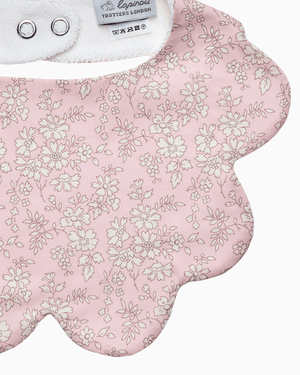 Lapinou Bib Scalloped Bib in Pink Capel