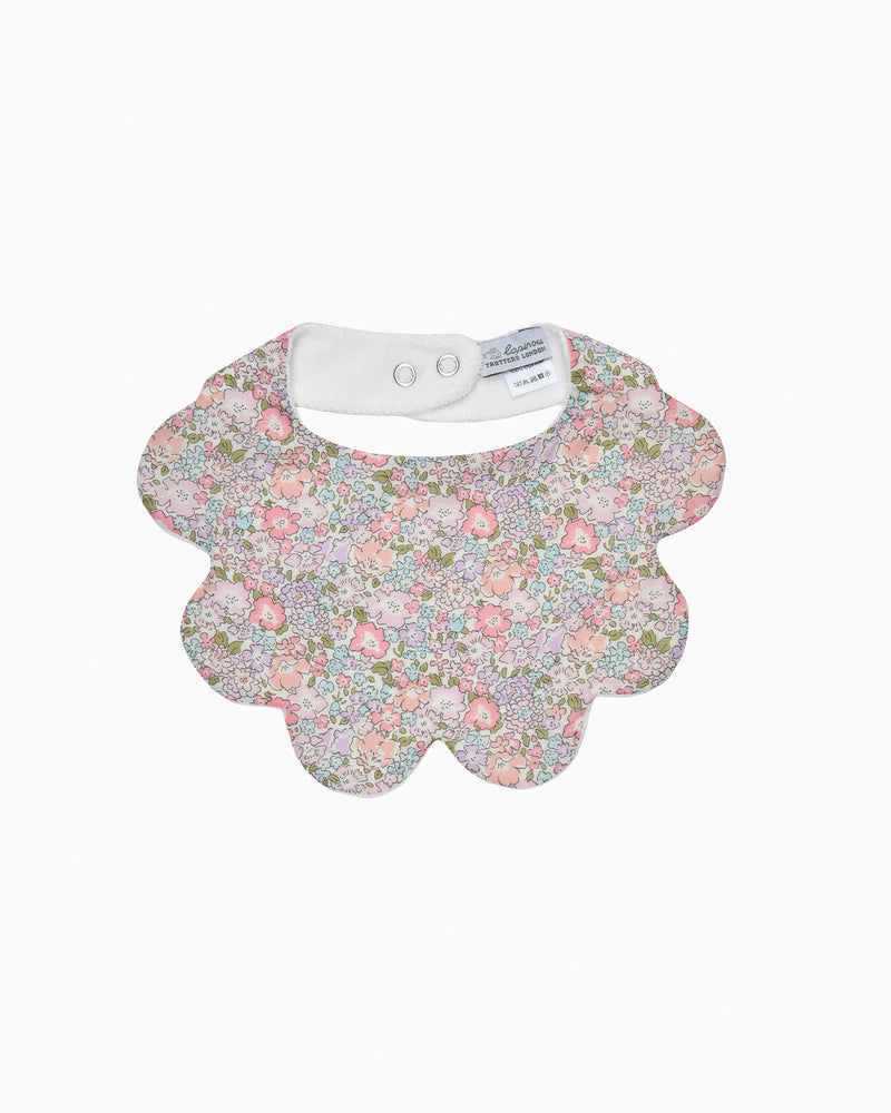 Lapinou Bib Scalloped Bib in Pink Michelle