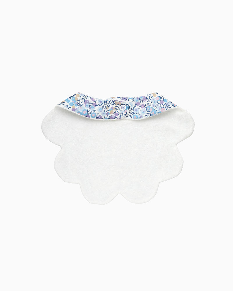 Lapinou Bib Scalloped Bib in Lilac Wiltshire