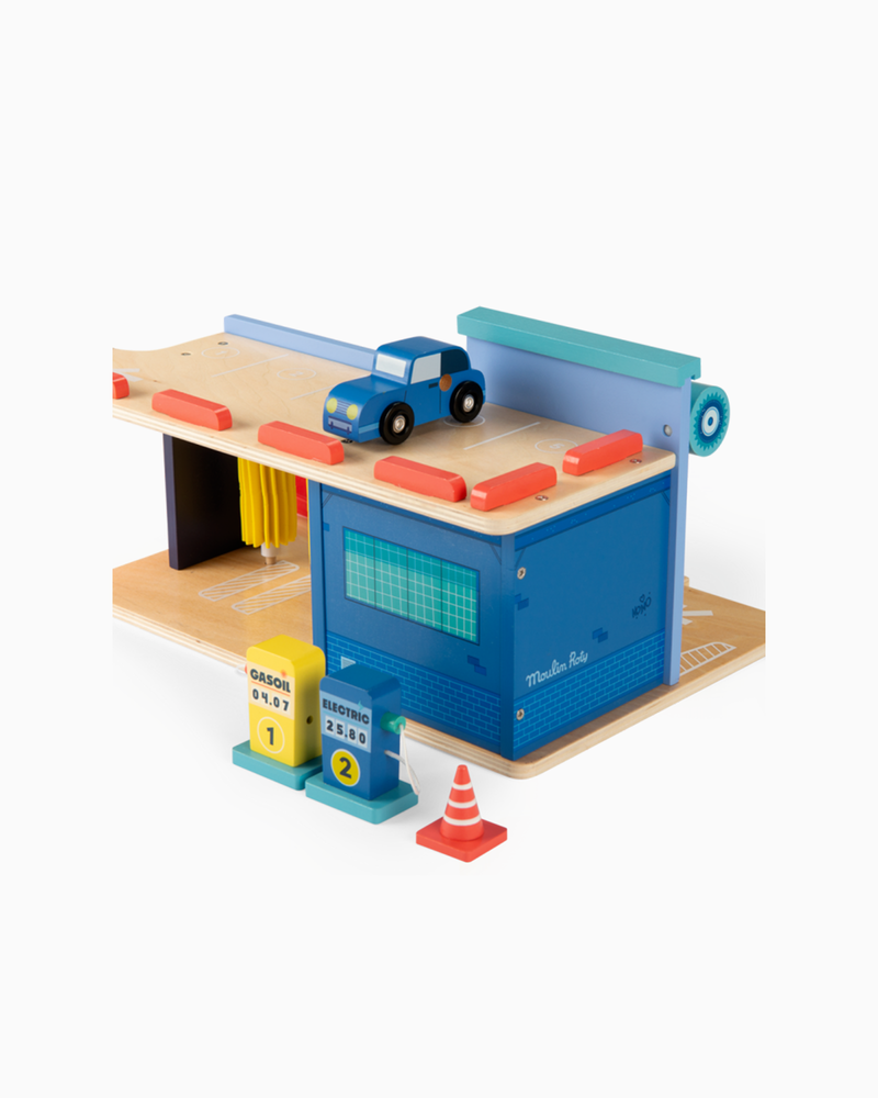 Moulin Roty Toy Moulin Roty Gas Station