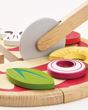 Le Toy Van Toy Le Toy Van Pizza and Slicer