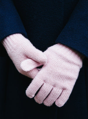 Chelsea Clothing Company Gloves Gloves in Pale Pink