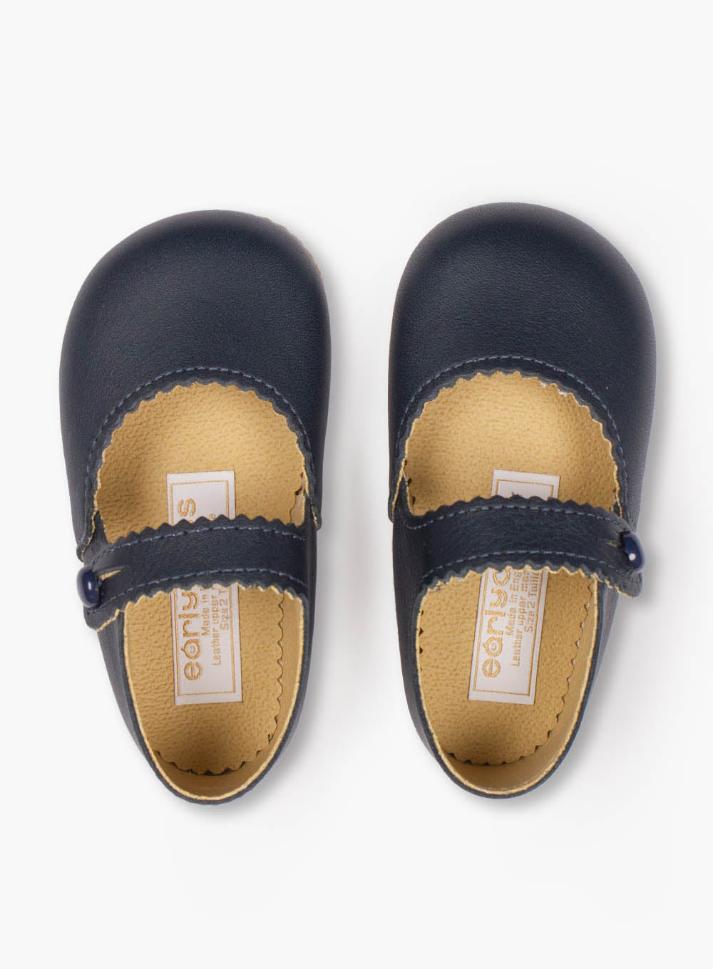 Size 2 pre walker shoes 2025