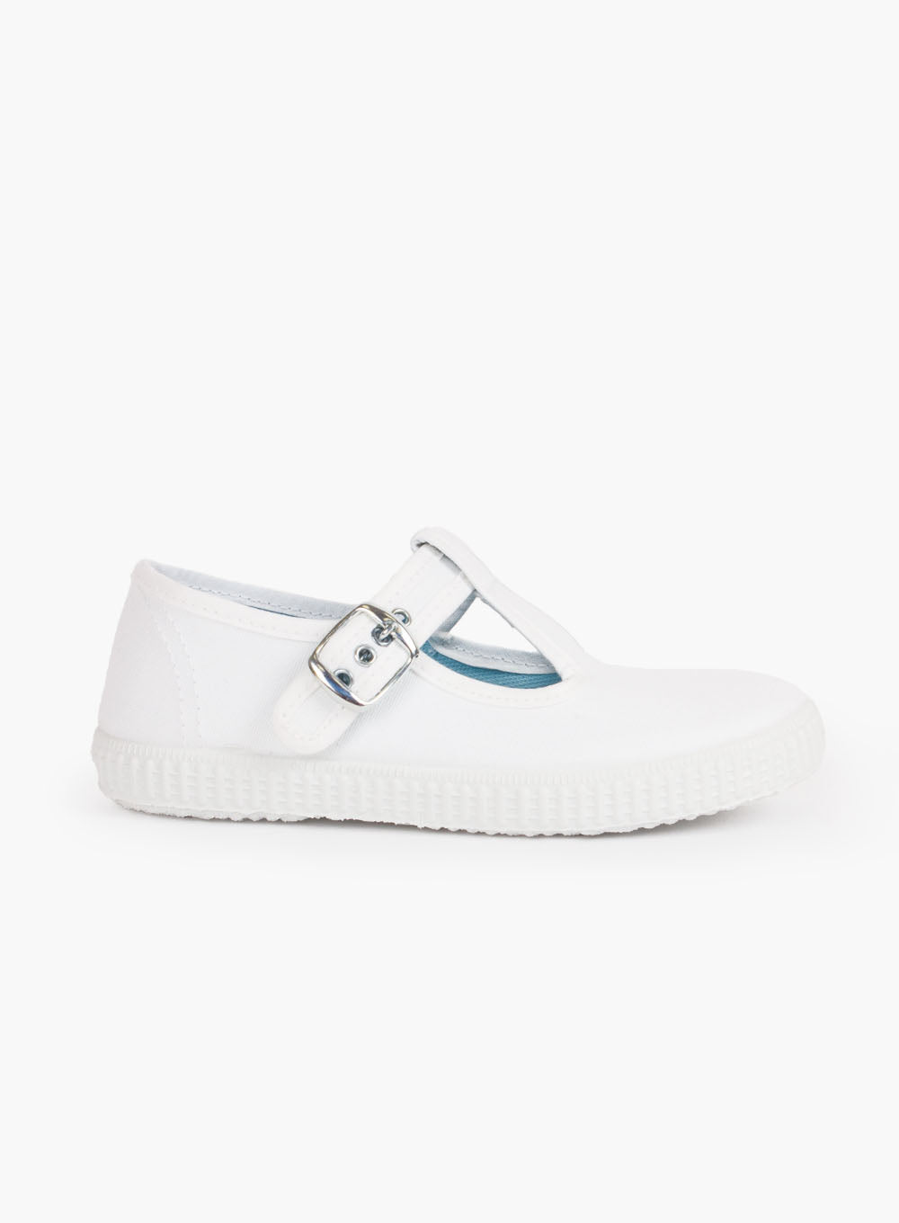 Hampton Canvas Nantucket Shoes in White Trotters Childrenswear