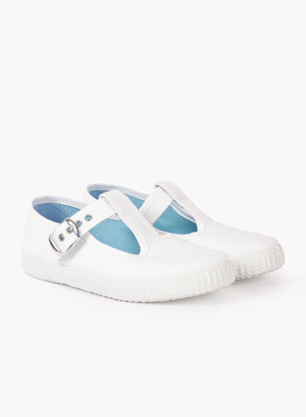 Hampton Canvas Canvas Shoes Hampton Canvas Nantucket Shoes in White