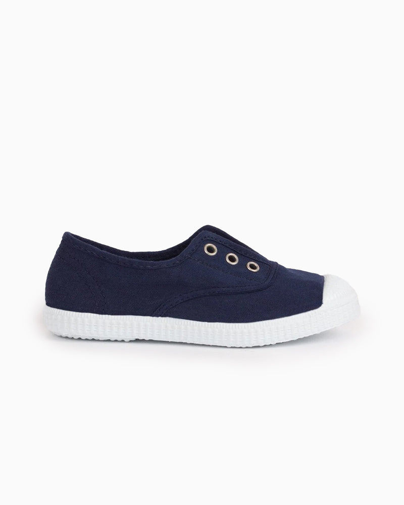 Hampton Canvas Canvas Shoes Hampton Canvas Plum Plimsolls in Navy