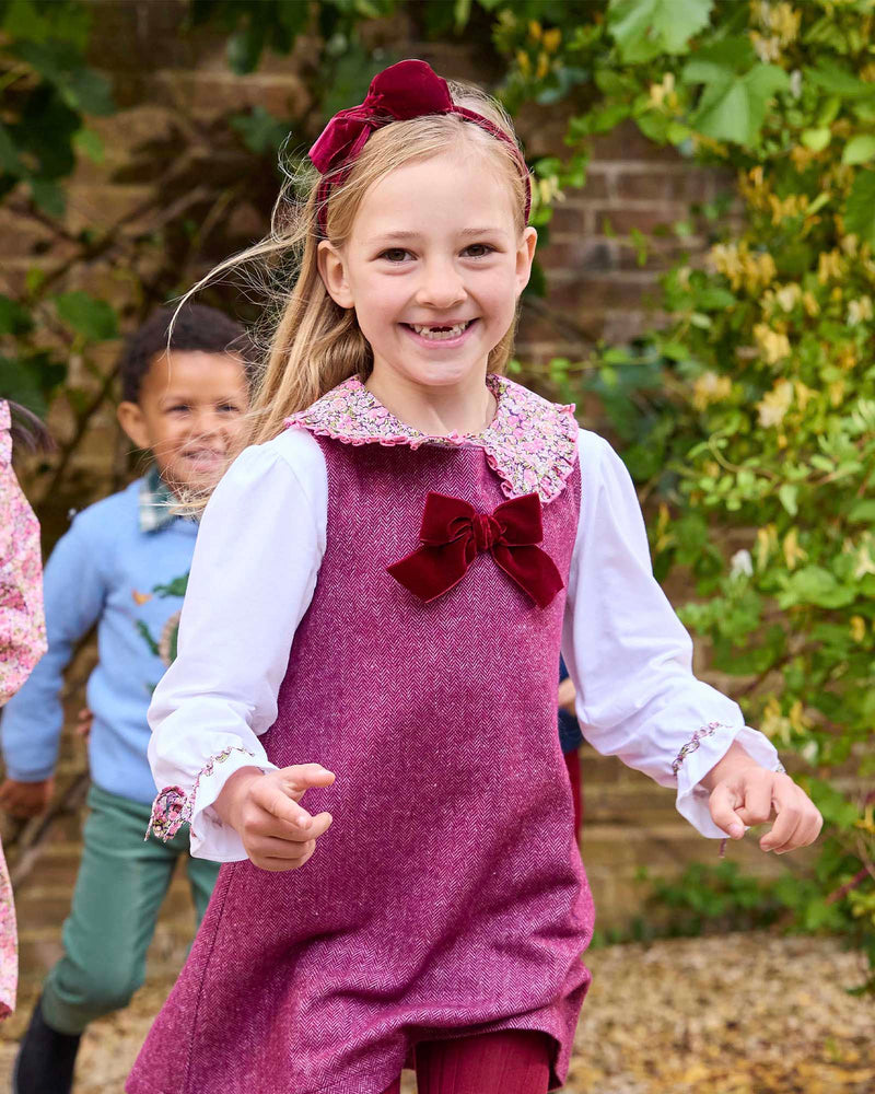 Lily Rose Top Pie Crust Jersey Top in Chive