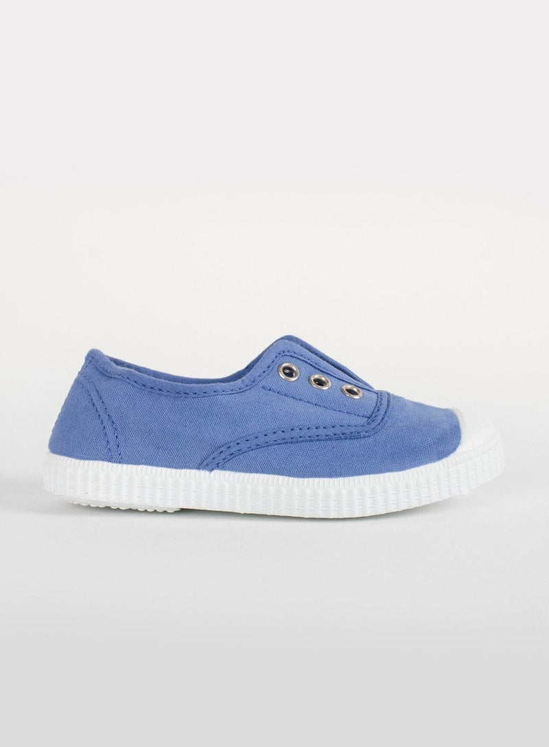 Hampton Canvas Canvas Shoes Hampton Canvas Plum Plimsolls in Cornflower