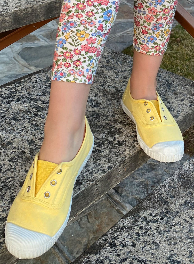 Hampton Canvas Canvas Shoes Hampton Canvas Plum Plimsolls in Lemon