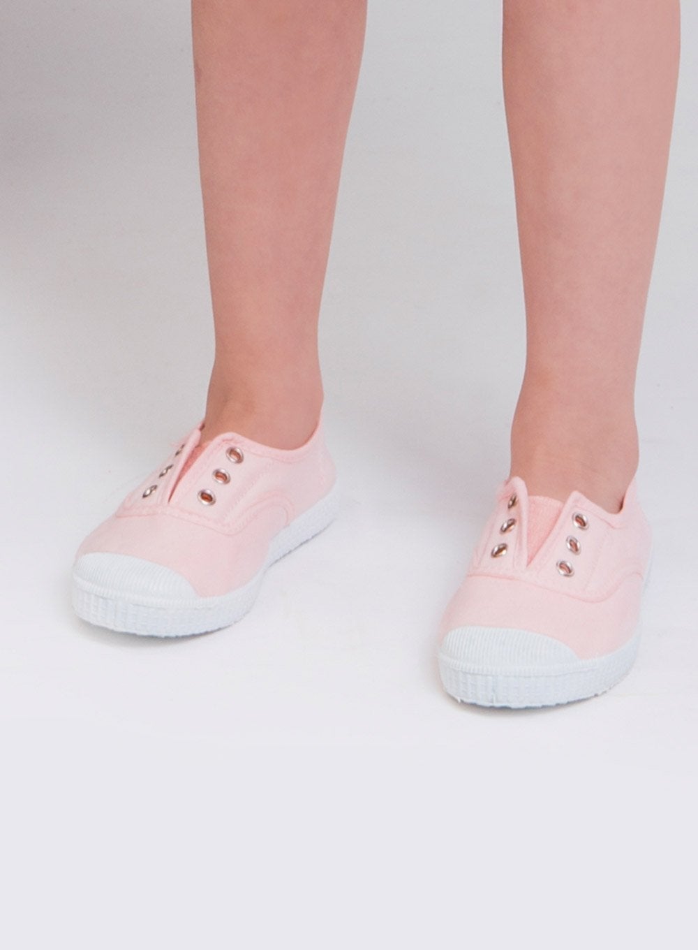 Hampton Canvas Canvas Shoes Hampton Canvas Plum Plimsolls in Pale Pink