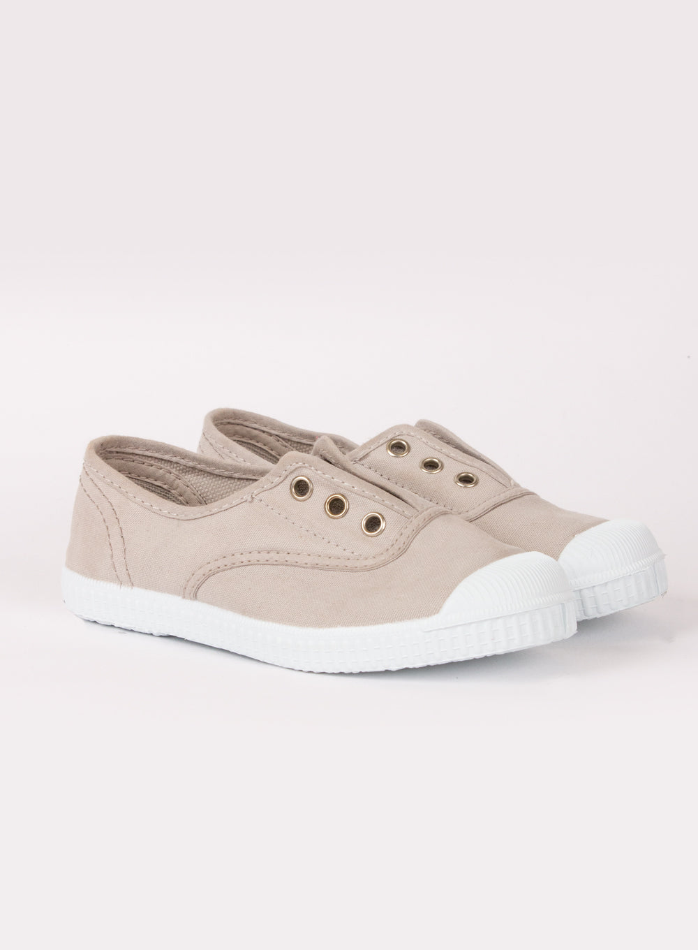 Hampton Canvas Canvas Shoes Hampton Canvas Plum Plimsolls in Putty