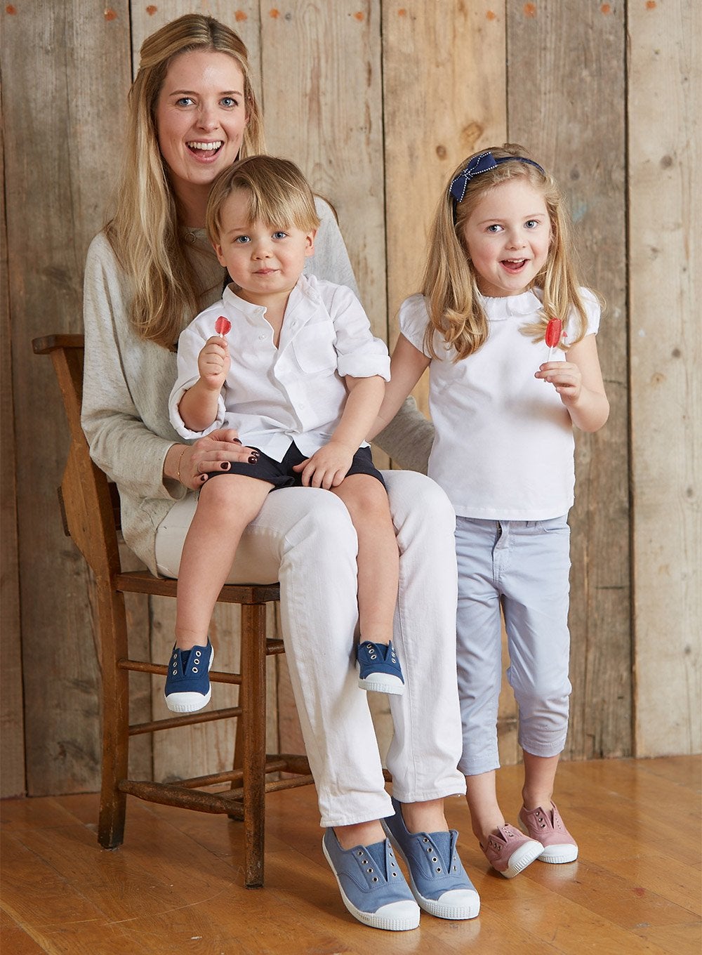 Hampton Canvas Canvas Shoes Hampton Canvas Plum Plimsolls in Rosa - Trotters Childrenswear