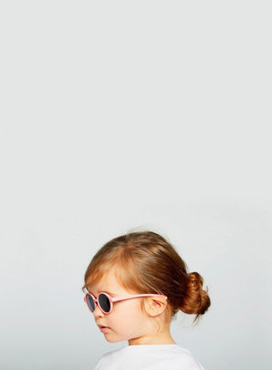 IZIPIZI Sunglasses IZIPIZI Kids Plus Sunglasses in Pastel Pink