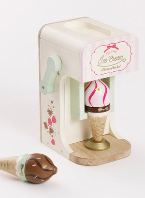Le Toy Van Toy Ice Cream Machine