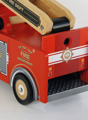 Le Toy Van Toy Le Toy Van Wooden Fire Engine
